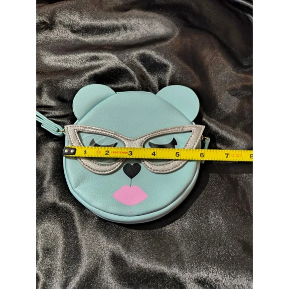 Betsey Johnson Circular Wristlet - Picture 5 of 6